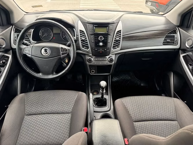 SSANGYONG KORANDO 2015 - Imagen 7