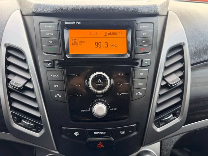 SSANGYONG KORANDO 2015 - Imagen 12