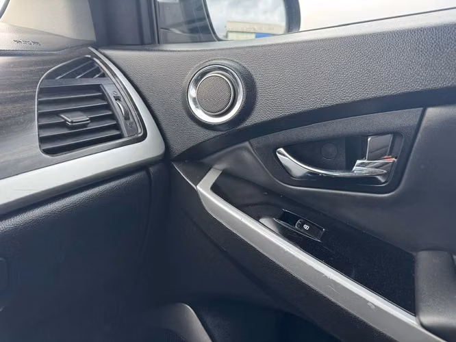 SSANGYONG KORANDO 2015 - Imagen 19