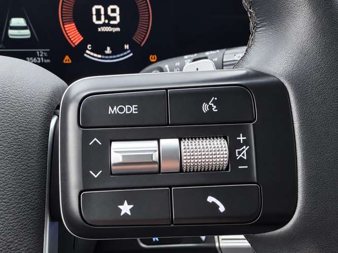 Hyundai Santa fe MX5 2.5 AT 4WD DESIGN 2025 - Imagen 14
