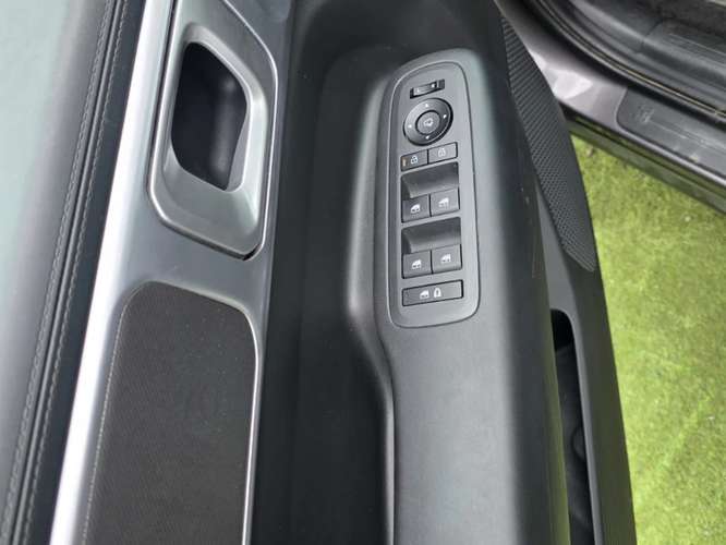 Hyundai Santa fe MX5 2.5 AT 4WD DESIGN 2025 - Imagen 17