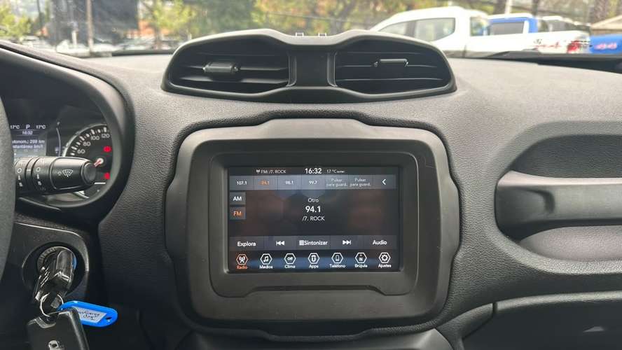 Jeep Renegade LONGITUD 1.8 AUT (2019) - Imagen 15