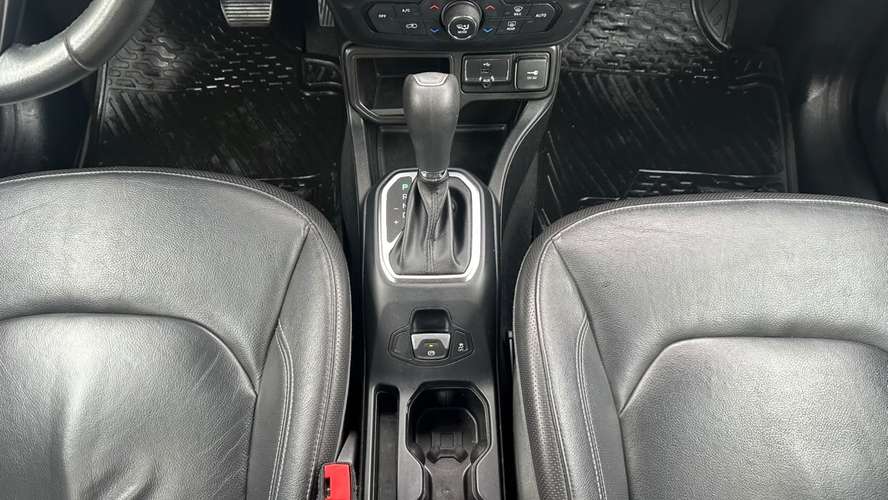 Jeep Renegade LONGITUD 1.8 AUT (2019) - Imagen 11