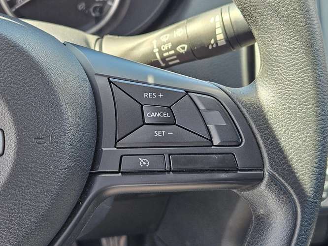 Nissan Versa 1.6 SENSE 4X2 MT 4P 2025 - Imagen 20