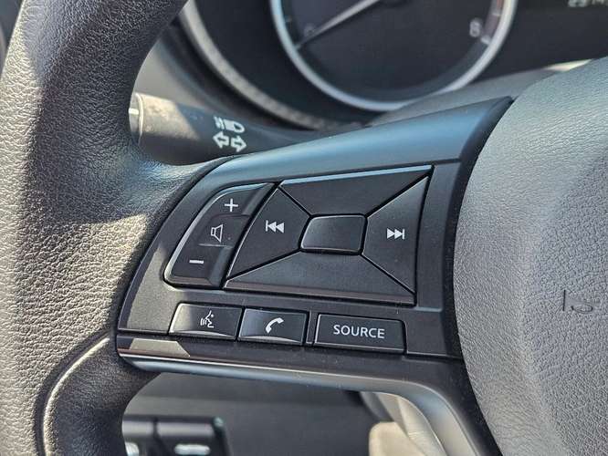 Nissan Versa 1.6 SENSE 4X2 MT 4P 2025 - Imagen 19