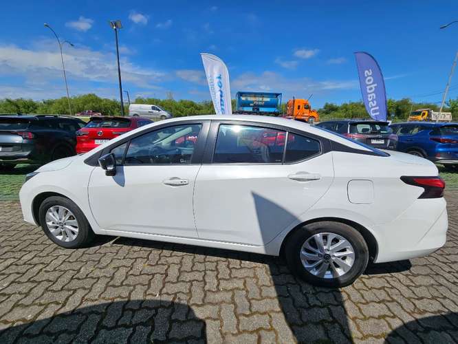 Nissan Versa 1.6 SENSE 4X2 MT 4P 2025 - Imagen 8
