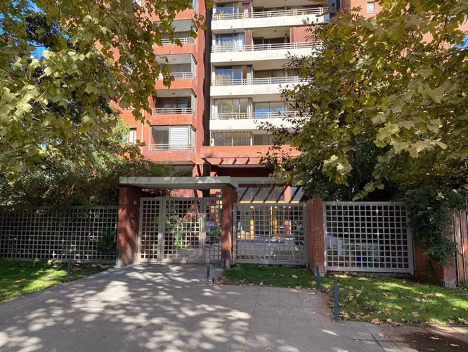 Arriendo Depto Impecable Barrio Italia (185643) - Imagen 2