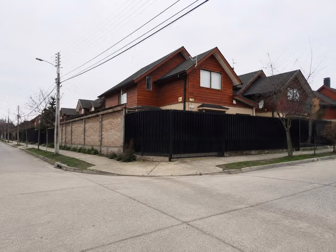 Casa Esquina 3D/3B con Quincho en Las Rastras, Talca - Imagen 9