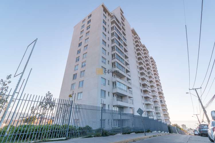 Departamento en arriendo c/ estacionamiento en Cerro Placeres