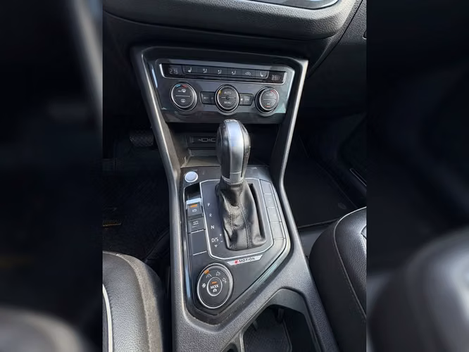 VOLKSWAGEN TIGUAN 2019 - Imagen 12