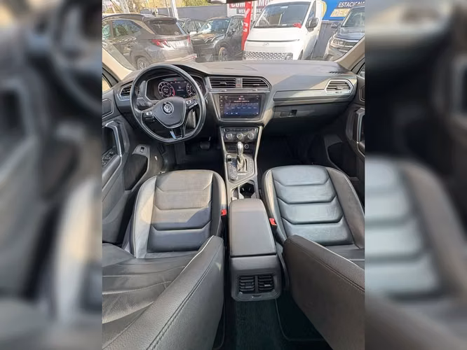 VOLKSWAGEN TIGUAN 2019 - Imagen 11