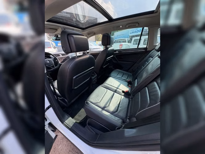VOLKSWAGEN TIGUAN 2019 - Imagen 10