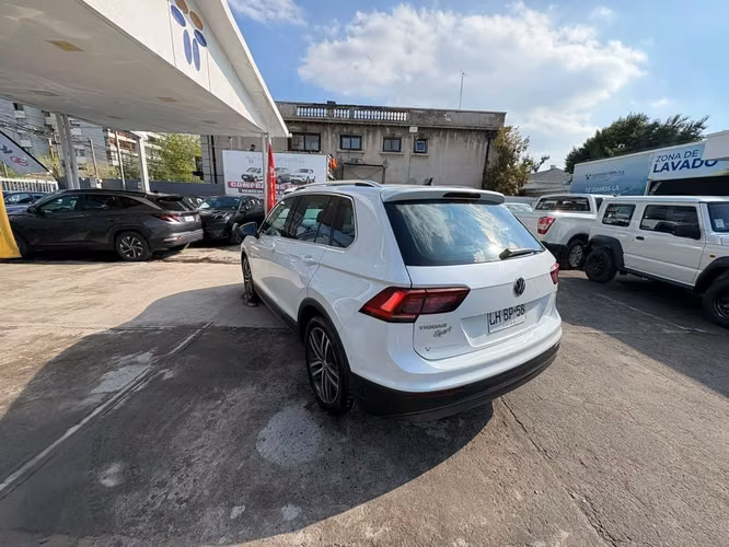 VOLKSWAGEN TIGUAN 2019 - Imagen 7