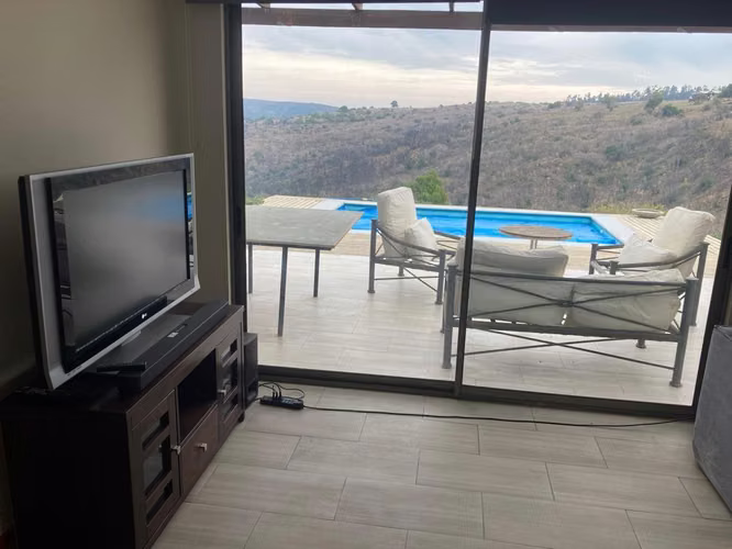 Moderna parcela con casa de 192 m² En Sto. Domingo. - Imagen 3