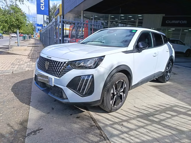 PEUGEOT 2008 1.2 STYLE MHEV 136 AT HIBRIDO