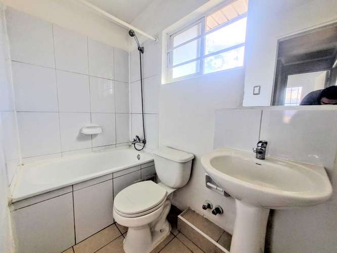 Amplia Casa 4D/3B gran patio delantero (185651)
