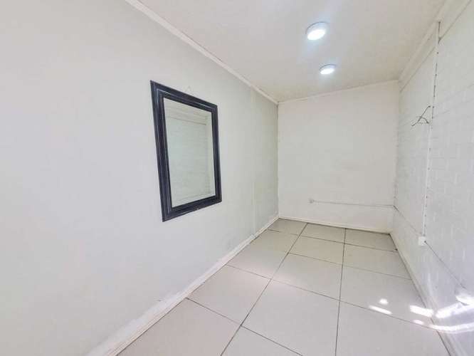 Amplia Casa 4D/3B gran patio delantero (185651)
