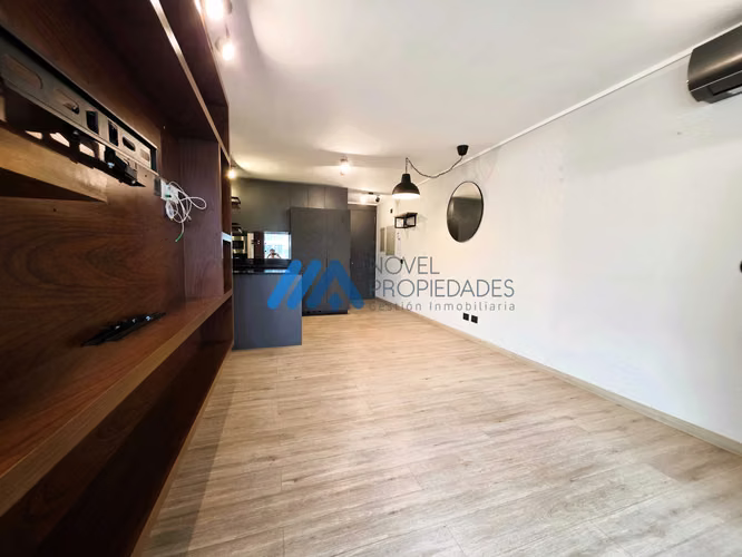 Seminuevo, Clínica las condes (185650) - Imagen 5