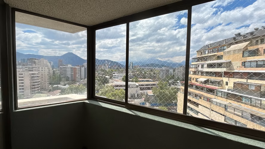 IMPECABLE PISO 12, MANQUEHUE SUR CON COLON - Imagen 8