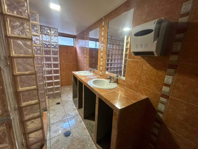 Casa Amplia con Excelente Conectividad (185662) - Imagen 23