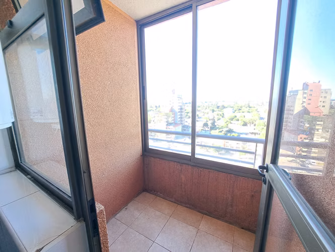 Vendo Depto Edificio Altavista,  Chillán, 3 Dormitorios, 2 Baños