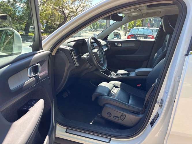 VOLVO XC40 2021 - Imagen 20