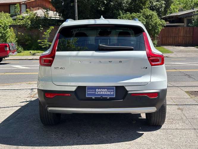 VOLVO XC40 2021 - Imagen 12
