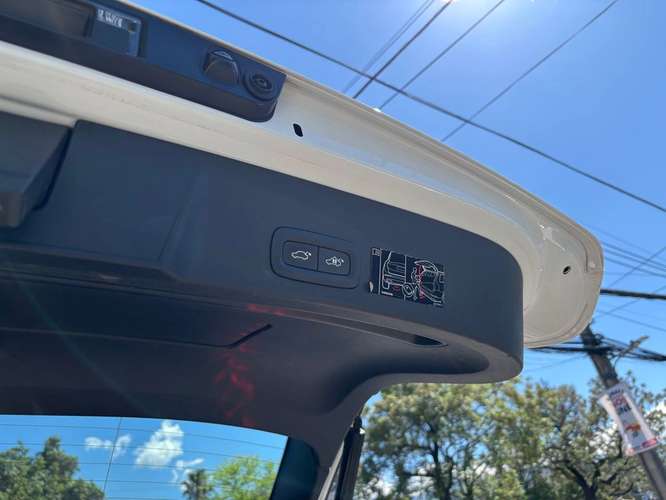 VOLVO XC40 2021 - Imagen 17