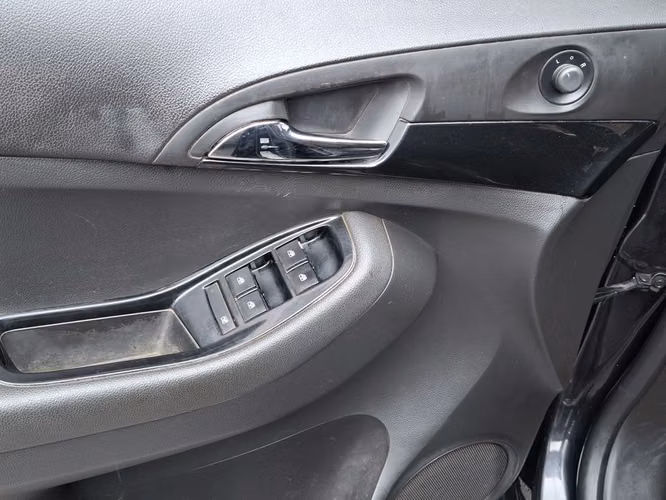CHEVROLET ORLANDO 2015 - Imagen 10