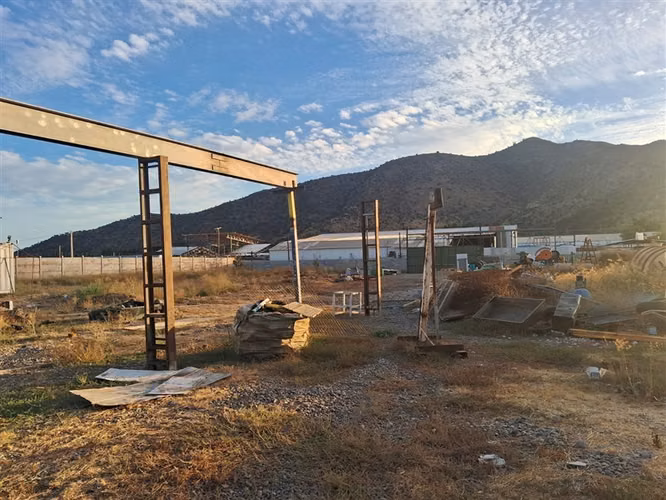 ARRIENDO SITIO 4000M2 CORRIENTE TRIFÁSICA-PADRE HURTADO