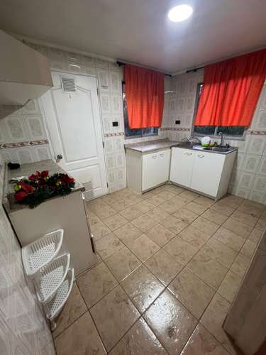 Casa 350m2, 3 Dorm, 2 Baños, 4 Estac - Imagen 4