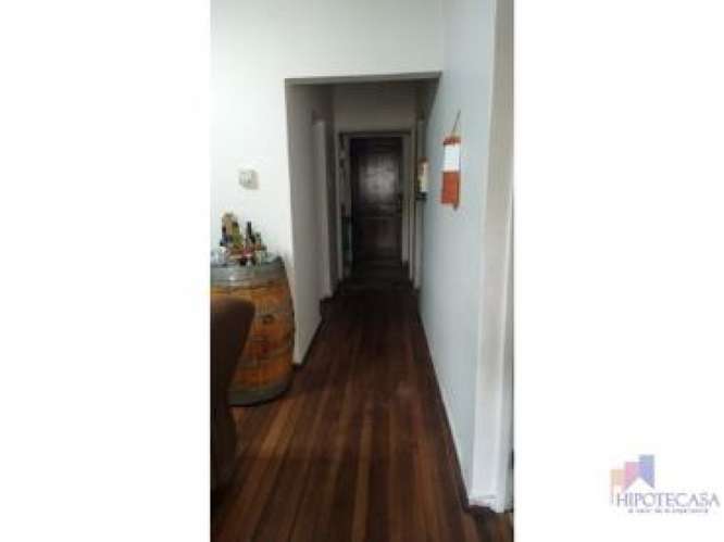 VENTA AMPLIA CASA ,SANTIAGO 3D.1B.FAMILIA O INVERSIONISTAS