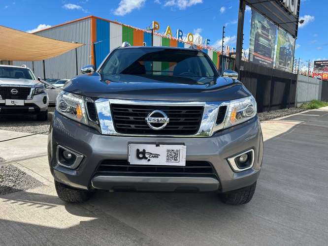 NISSAN NP300 2.3 LE DIESEL 4WD DOB.CAB. MT 2019 - Imagen 2