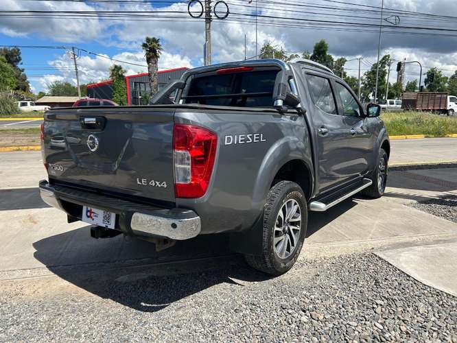 NISSAN NP300 2.3 LE DIESEL 4WD DOB.CAB. MT 2019 - Imagen 6