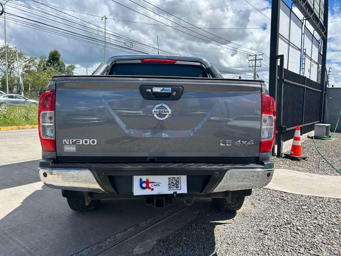 NISSAN NP300 2.3 LE DIESEL 4WD DOB.CAB. MT 2019 - Imagen 8