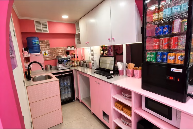 Venta derecho de llave: pastelería y cafetería - Imagen 9