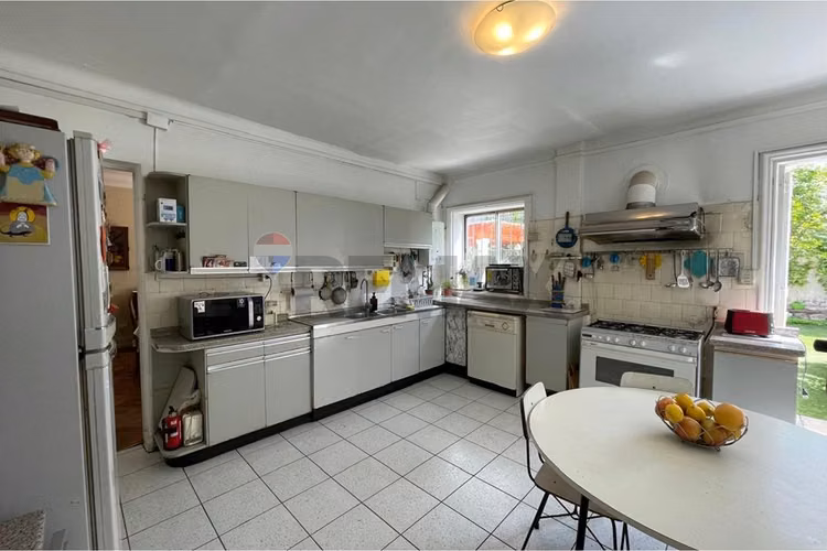 Casa con múltiples posibilidades en providencia - Imagen 12