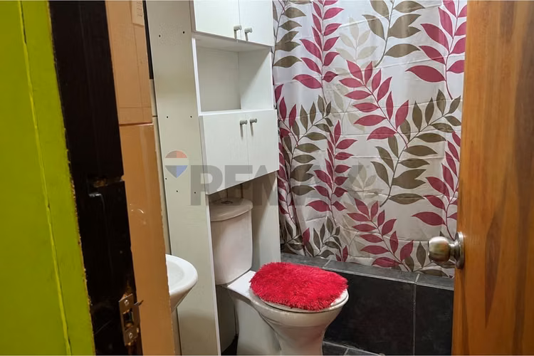 Casa de 2 niveles con excelente ubicación - Imagen 19