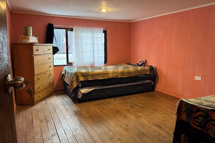 Casa de 2 niveles con excelente ubicación - Imagen 14