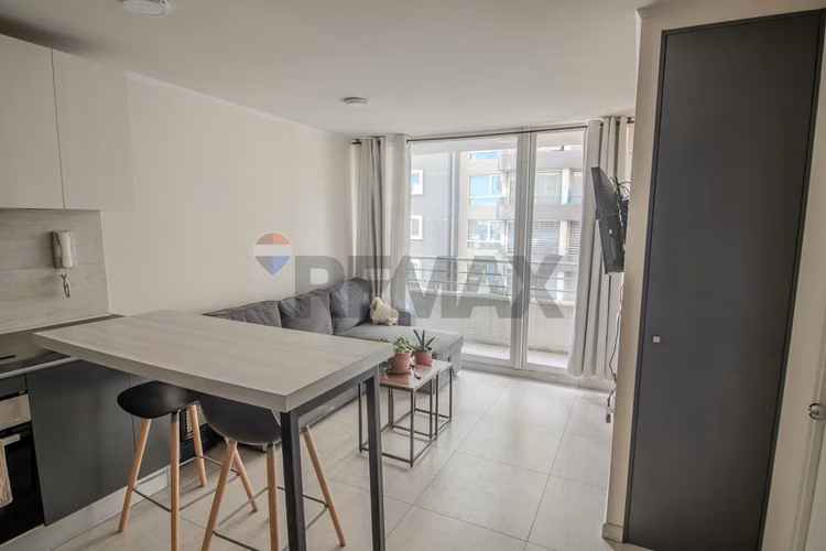 Arriendo departamento centrico - Imagen 2
