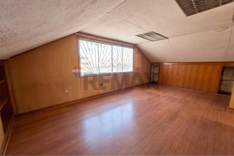 Casa comercial para remodelar - Imagen 6