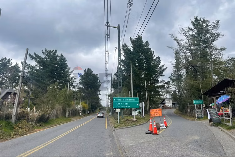 Terreno triangulo camino al volcán, pucón - Imagen 3