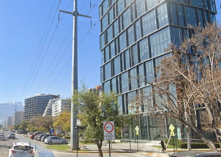 ARRIENDO BODEGA EN EDIFICIO CLASE A - Imagen 3