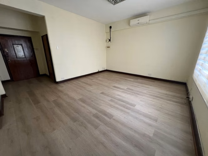ARRIENDO OFICINA EXCELENTE UBICACION A PASOS DEL METRO