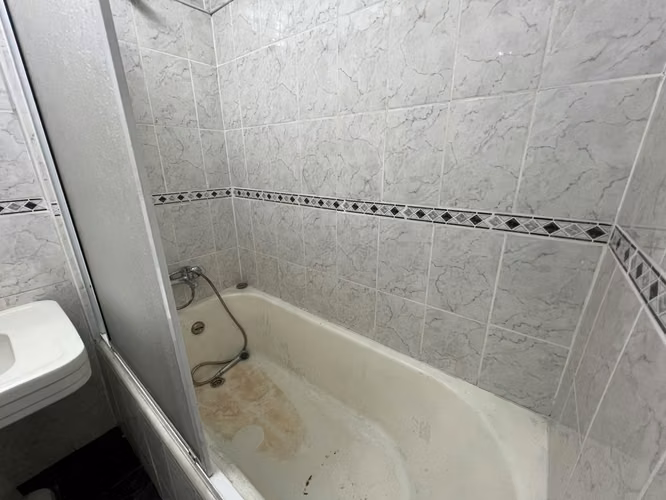 ARRIENDO OFICINA EXCELENTE UBICACION A PASOS DEL METRO