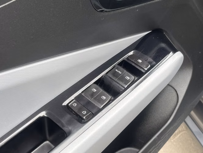 Chevrolet Sail 1.5 Ltz Mt 2024 - Imagen 12