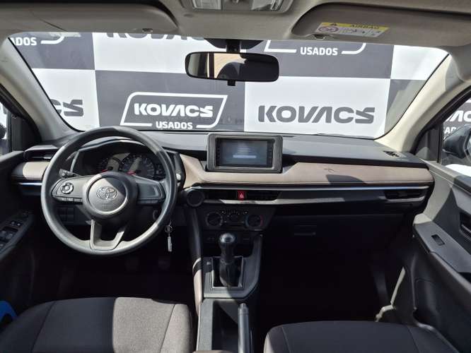 Toyota Yaris 1.5 I Sedan Mt 2024 - Imagen 9