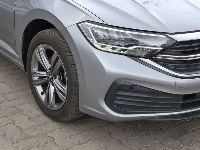 Volkswagen Jetta 1.4 Comfortline Sky At 2024 - Imagen 7