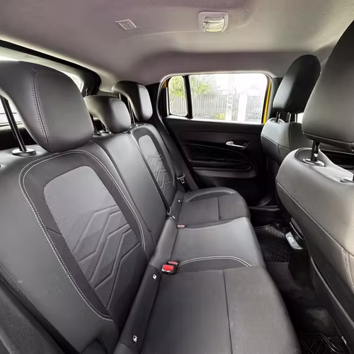 JEEP AVENGER LONGITUDE 2025 - Imagen 15