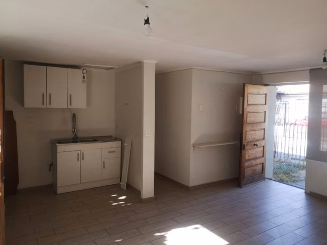 Casa Acogedora Buena ubicación